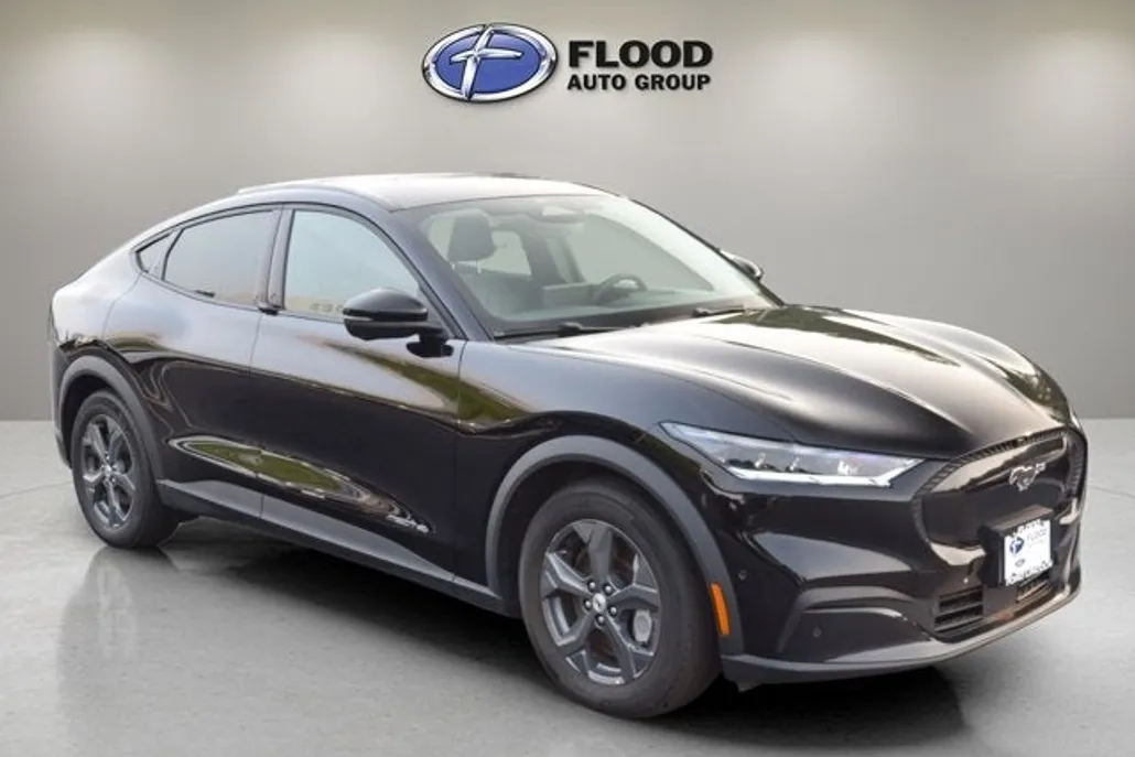 2021 Ford Mustang Mach-E Select photo 1