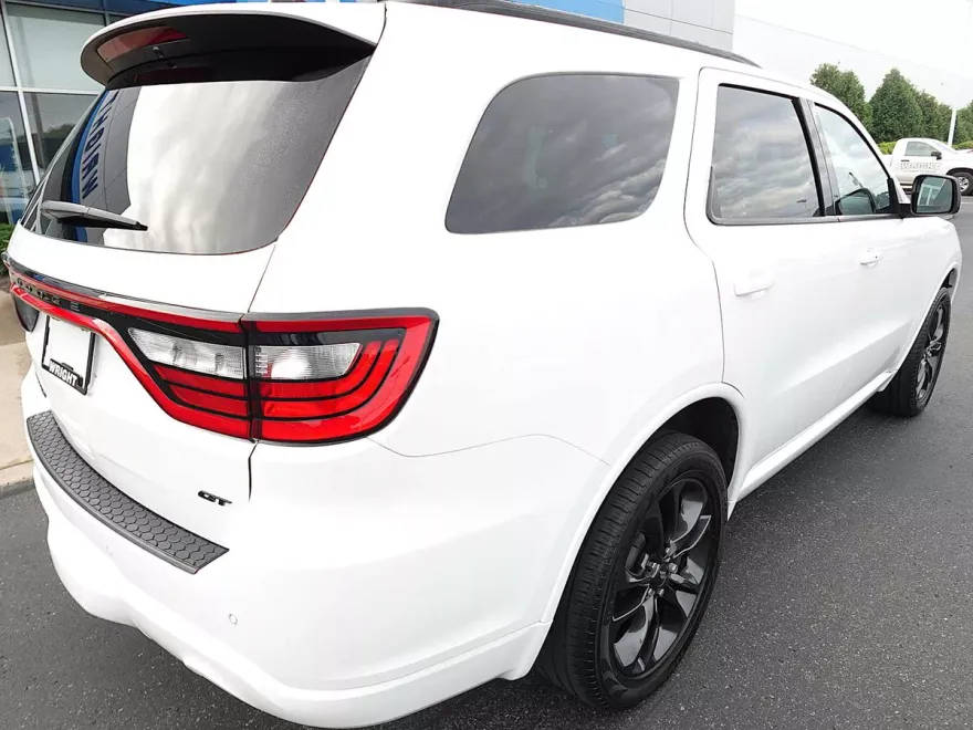 2023 Dodge Durango GT Plus photo 1