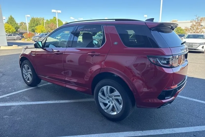 2025 Land Rover Discovery Sport S photo 1