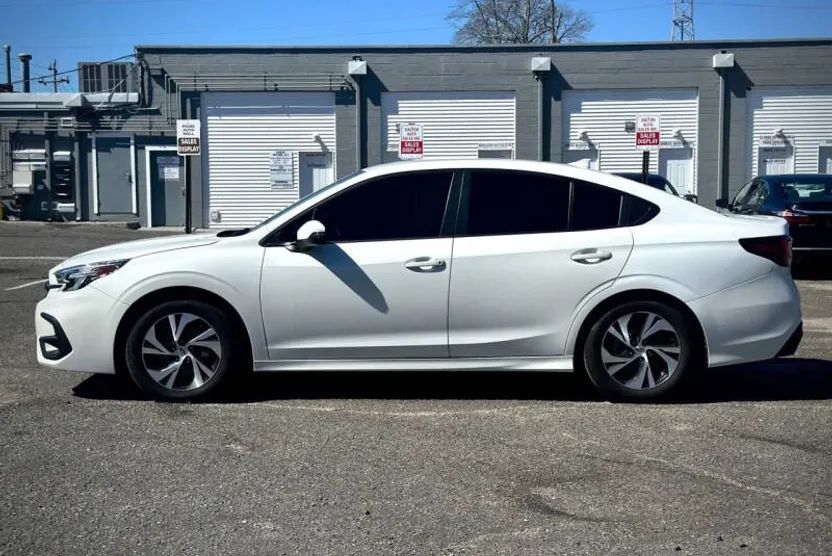 2023 Subaru Legacy Premium photo 1