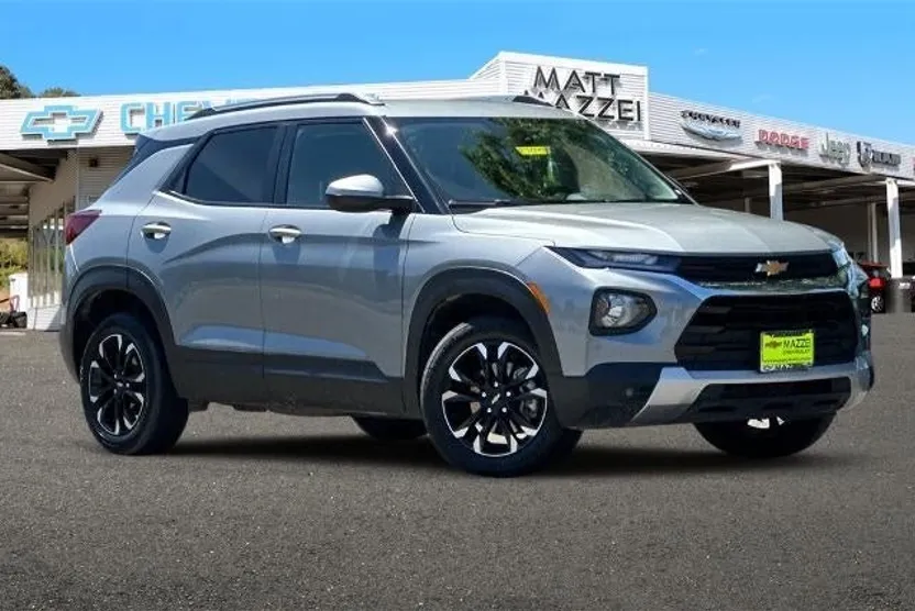 2023 Chevrolet Trailblazer LT photo 1