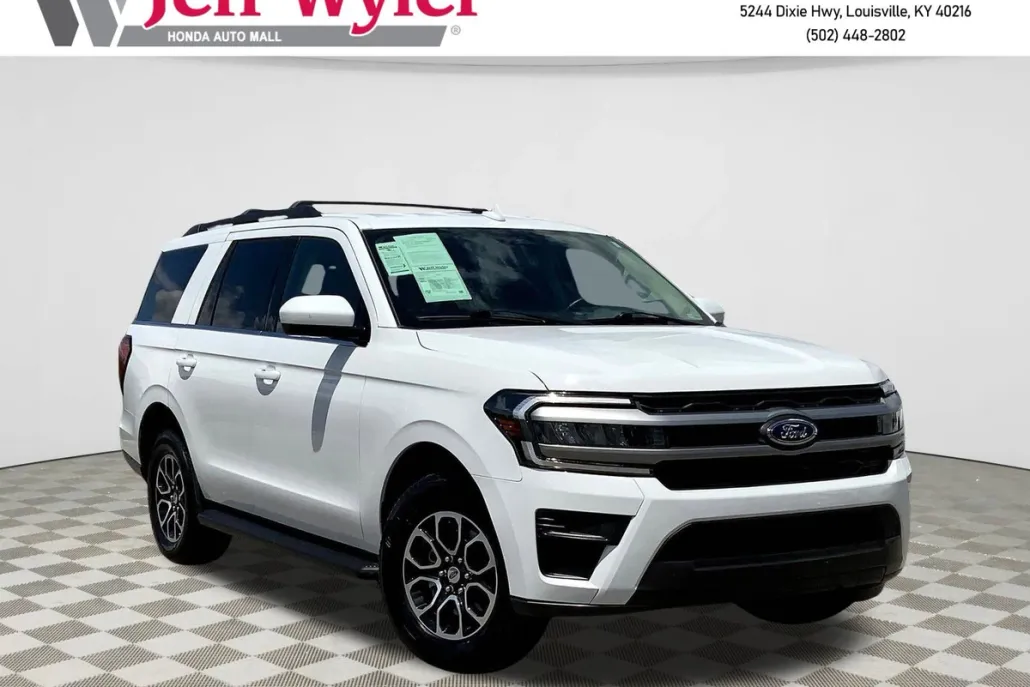 2022 Ford Expedition XLT photo 1