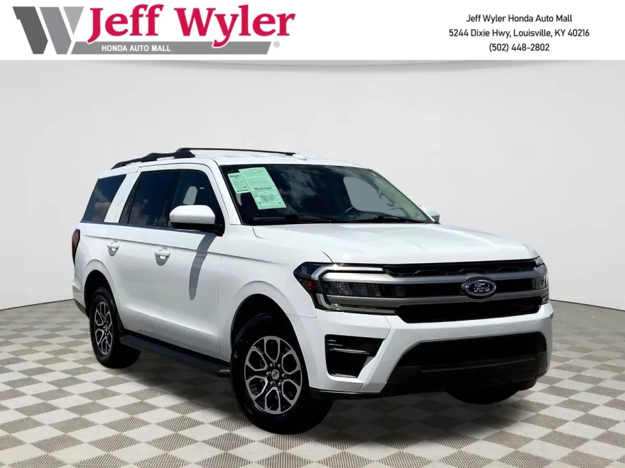 2022 Ford Expedition XLT photo 1