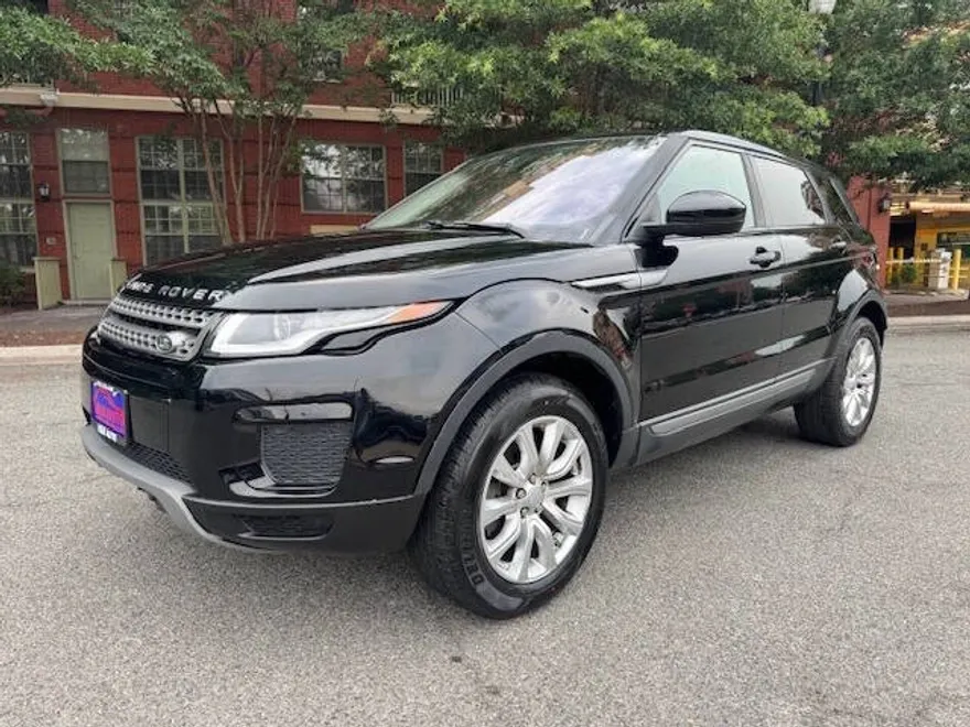 2019 Land Rover Range Rover Evoque SE Premium photo 1