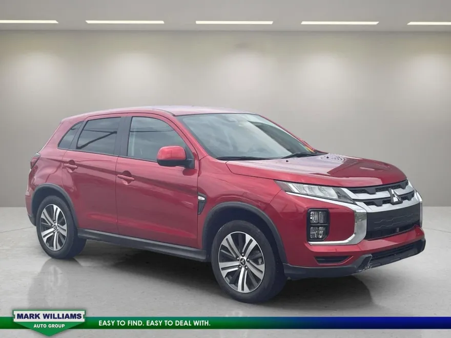 2023 Mitsubishi Outlander Sport ES photo 1