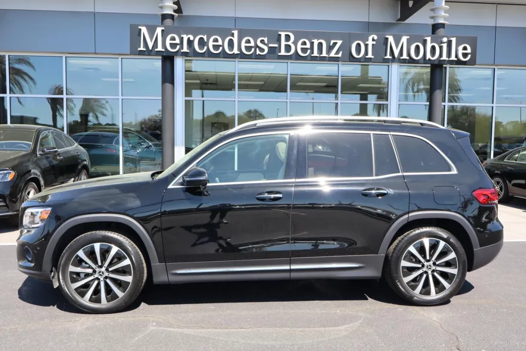 2022 Mercedes Benz GLB 250 photo 1