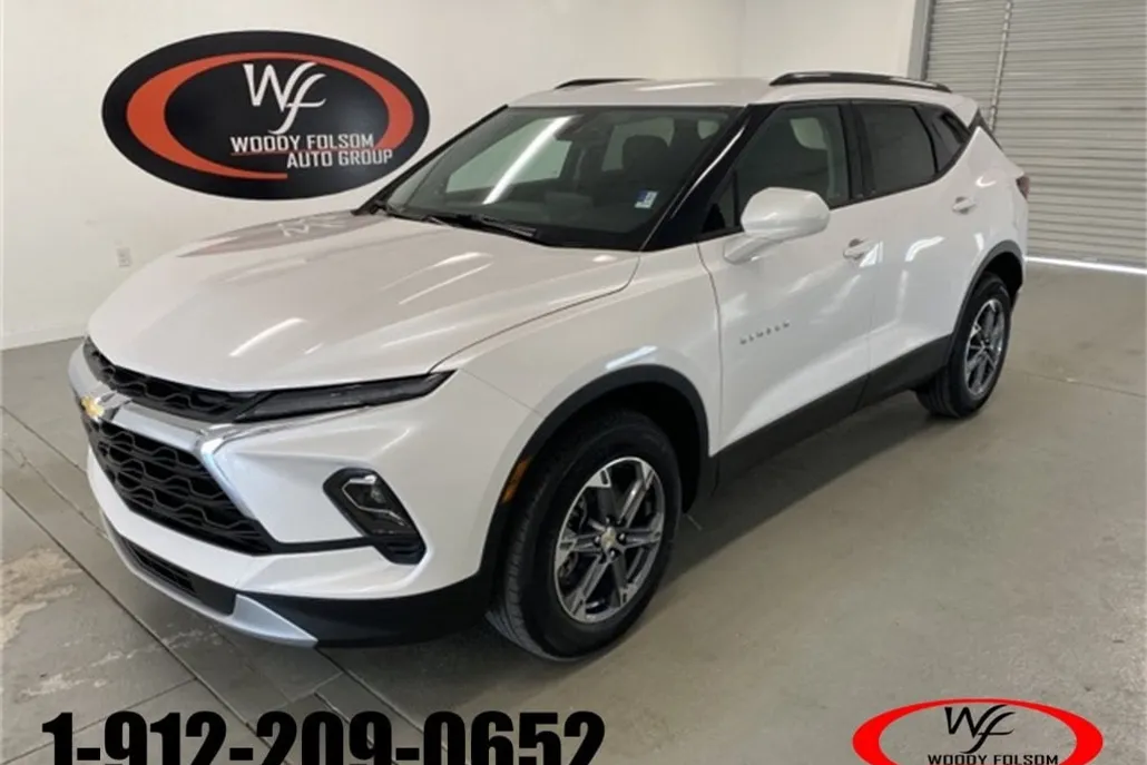 2025 Chevrolet Blazer 2LT photo 1