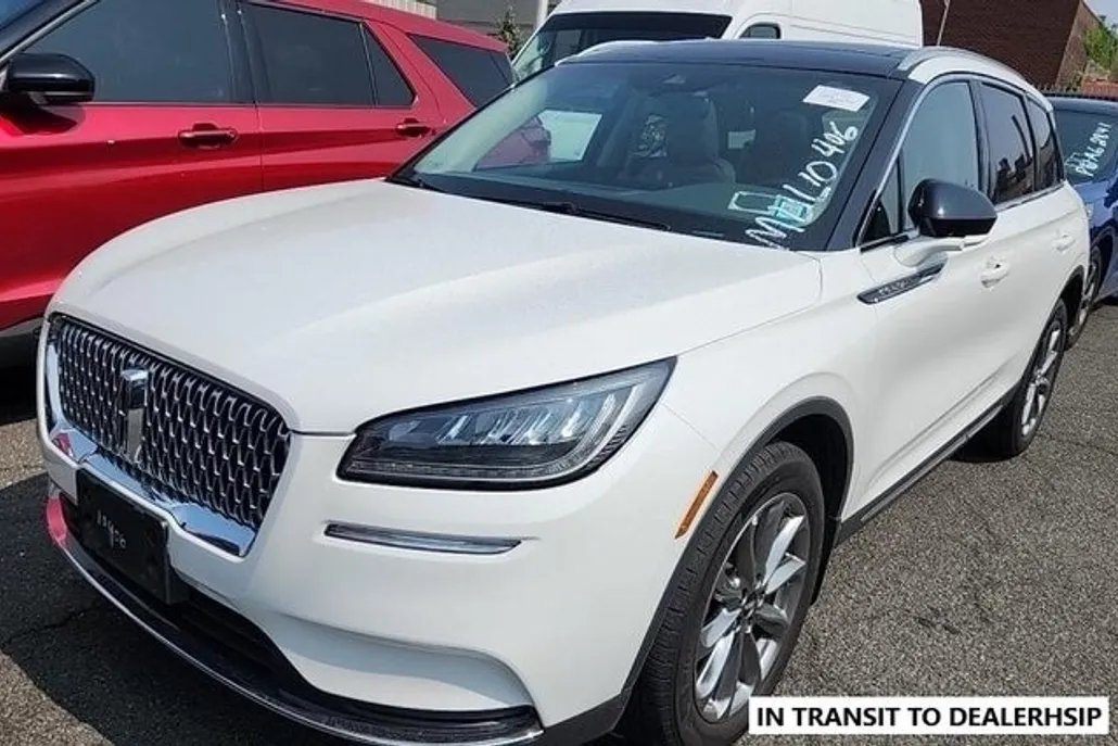 2021 Lincoln Corsair Standard photo 1