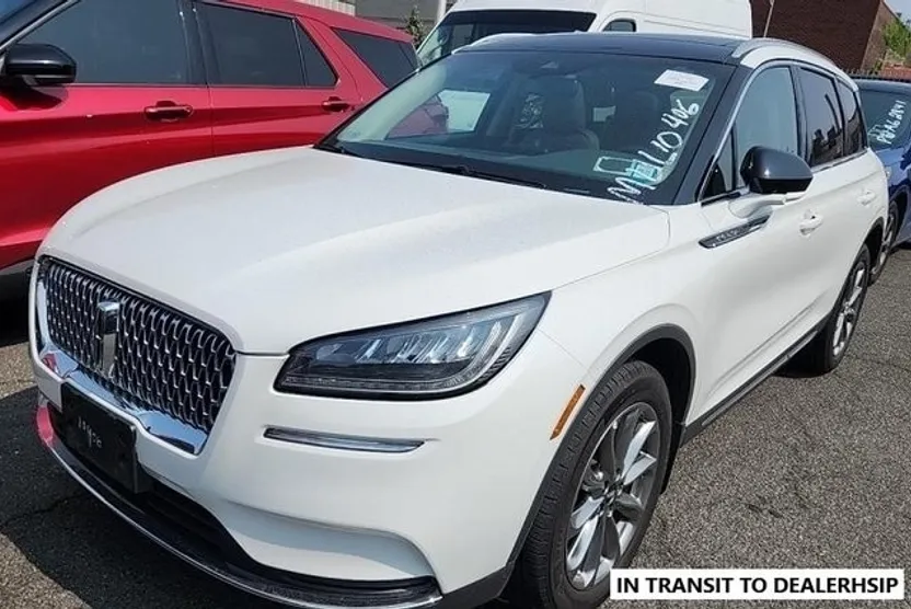 2021 Lincoln Corsair Standard photo 1