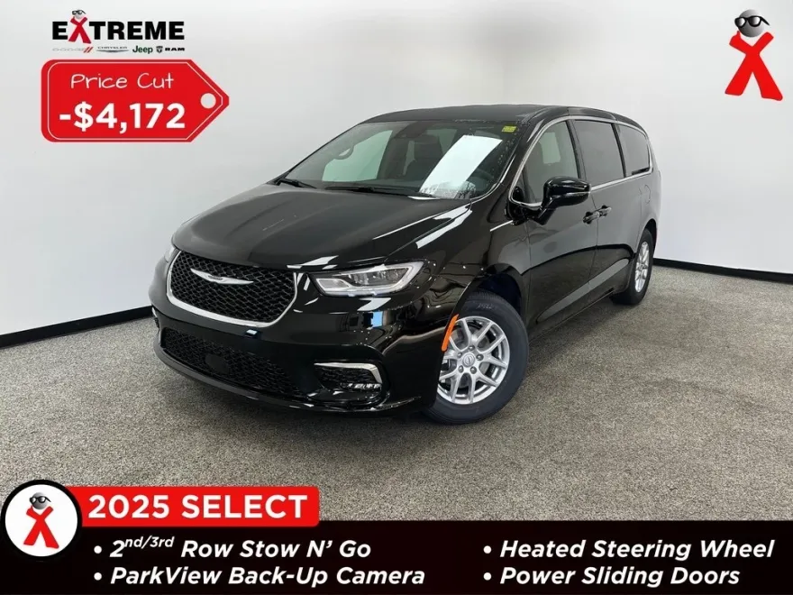2025 Chrysler Pacifica photo 1