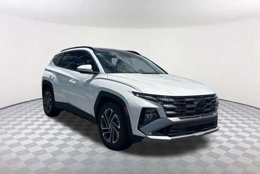 2025 Hyundai Tucson Limited photo 1