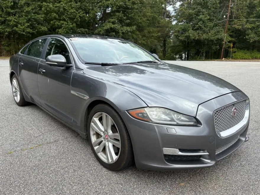 2016 Jaguar XJ XJL Portfolio photo 1