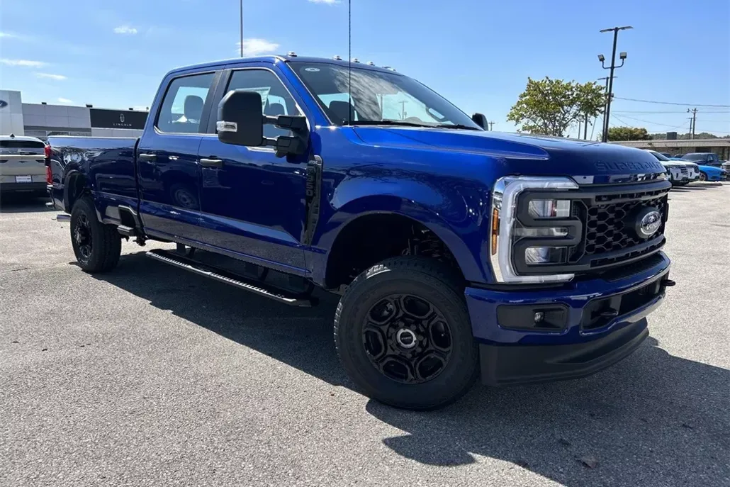 2026 Ford F-350 XL photo 1