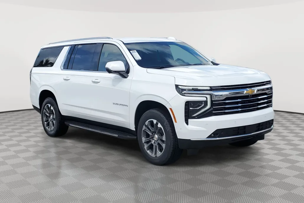 2026 Chevrolet Suburban LT photo 1