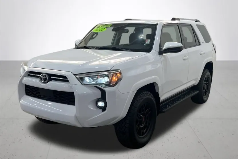 2022 Toyota 4Runner SR5 photo 1