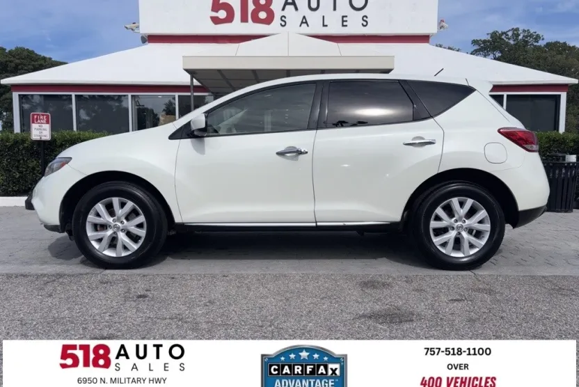 2011 Nissan Murano S photo 1
