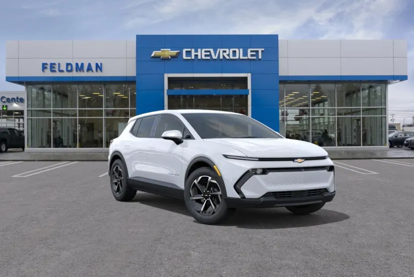 2026 Chevrolet Equinox EV 1LT photo 1