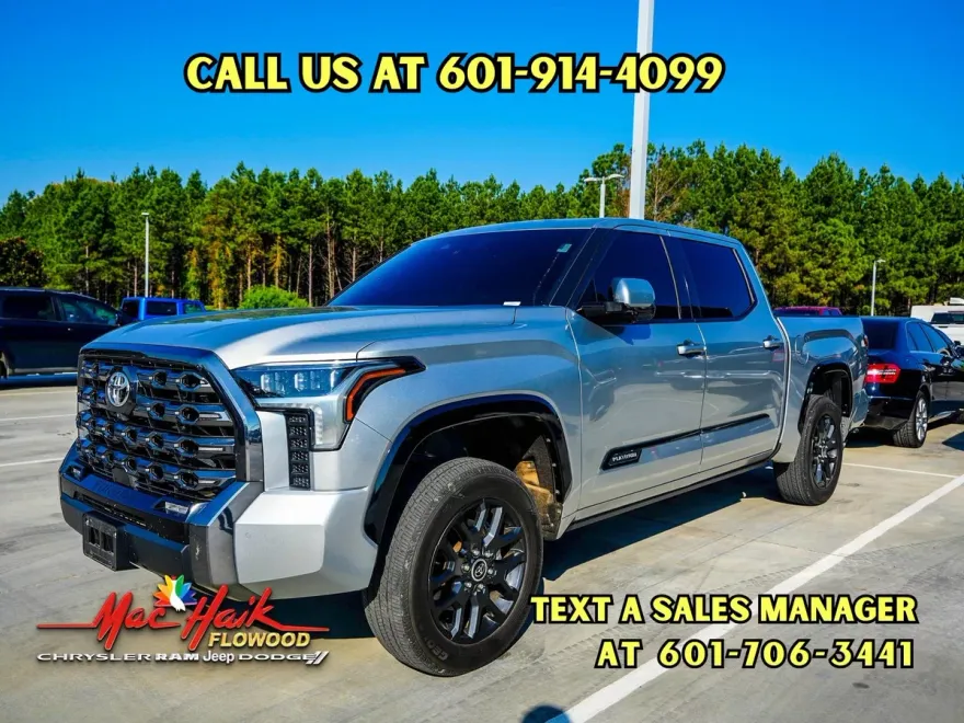 2023 Toyota Tundra Platinum photo 1