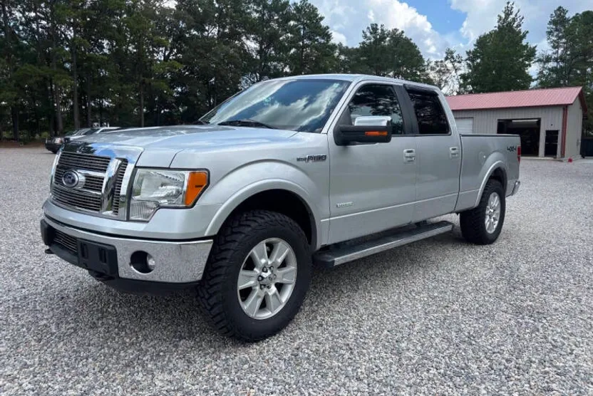 2012 Ford F-150 Lariat photo 1