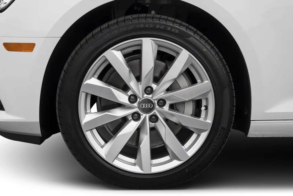 2018 Audi A4 2.0T Premium photo 1