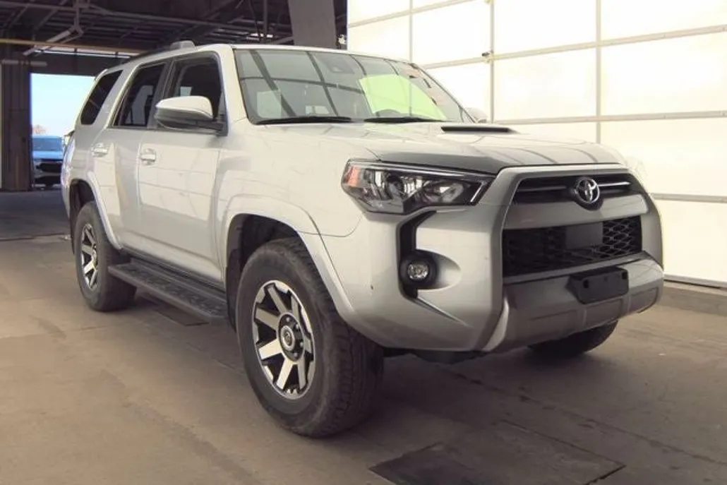 2024 Toyota 4Runner TRD Off-Road photo 1