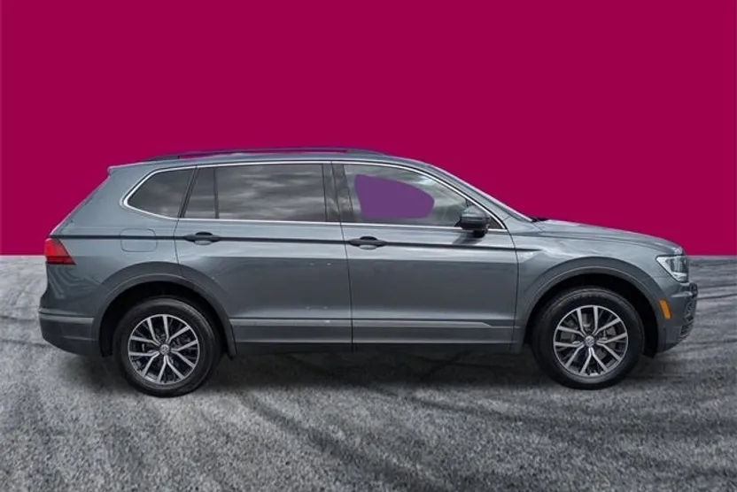 2020 Volkswagen Tiguan SE R-Line Black photo 1