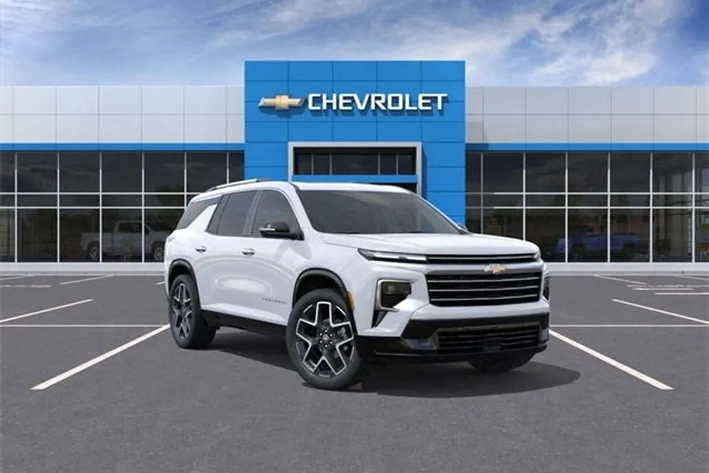 2026 Chevrolet Traverse High Country photo 1