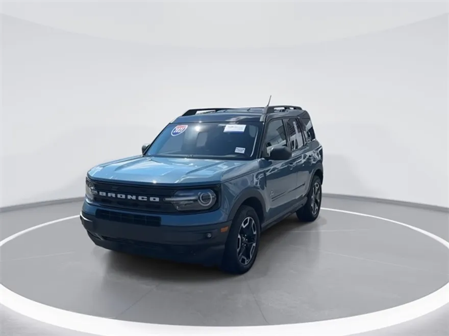 2021 Ford Bronco Sport Outer Banks photo 1