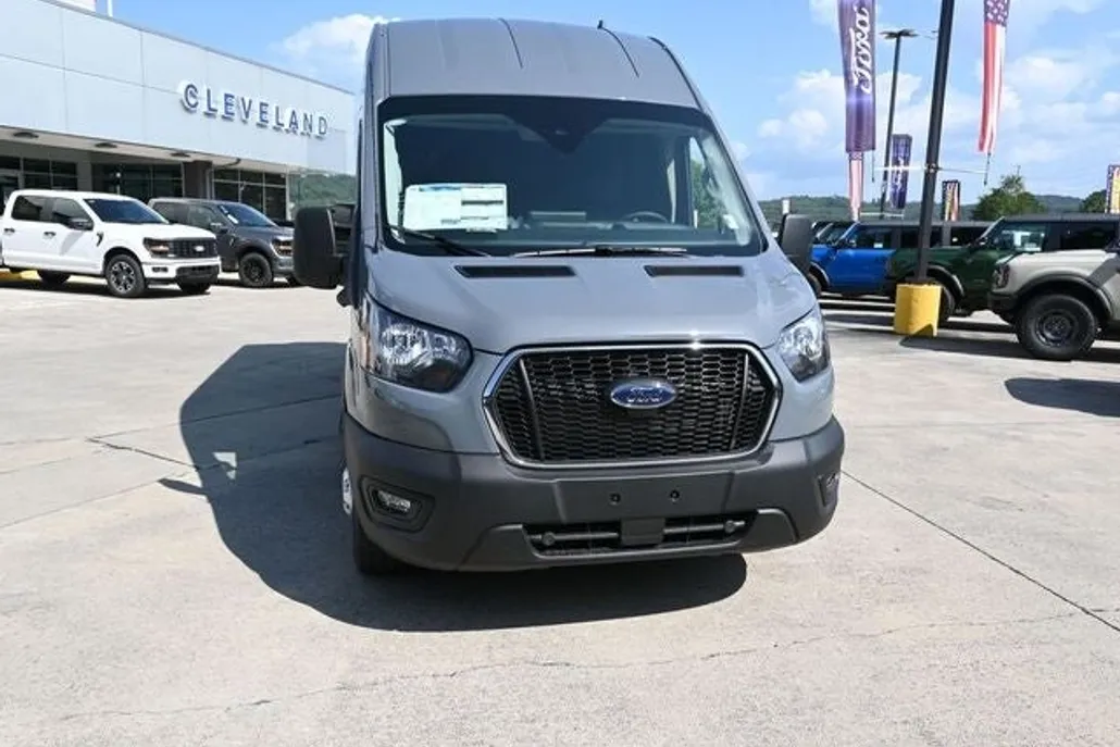 2025 Ford Transit photo 1