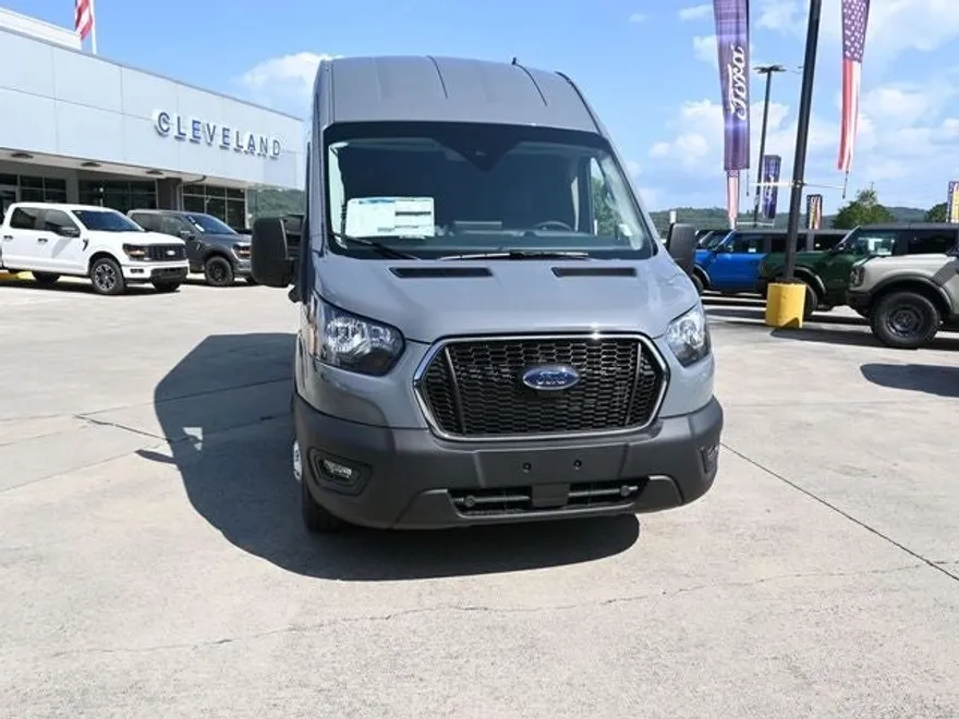 2025 Ford Transit photo 1