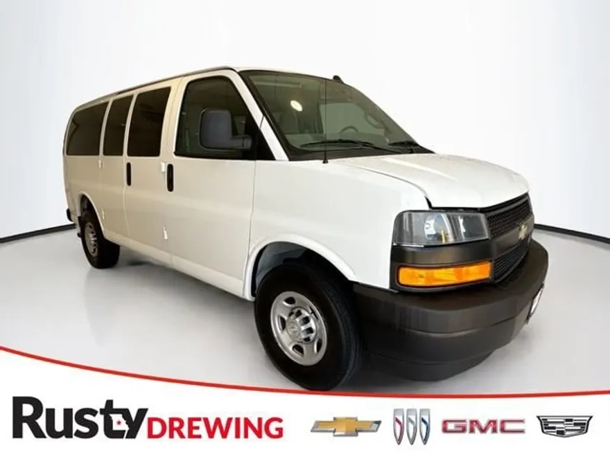 2019 Chevrolet Express Passenger 3500 LS photo 1