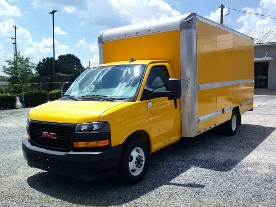2021 Gmc Savana 3500 Cutaway photo 1