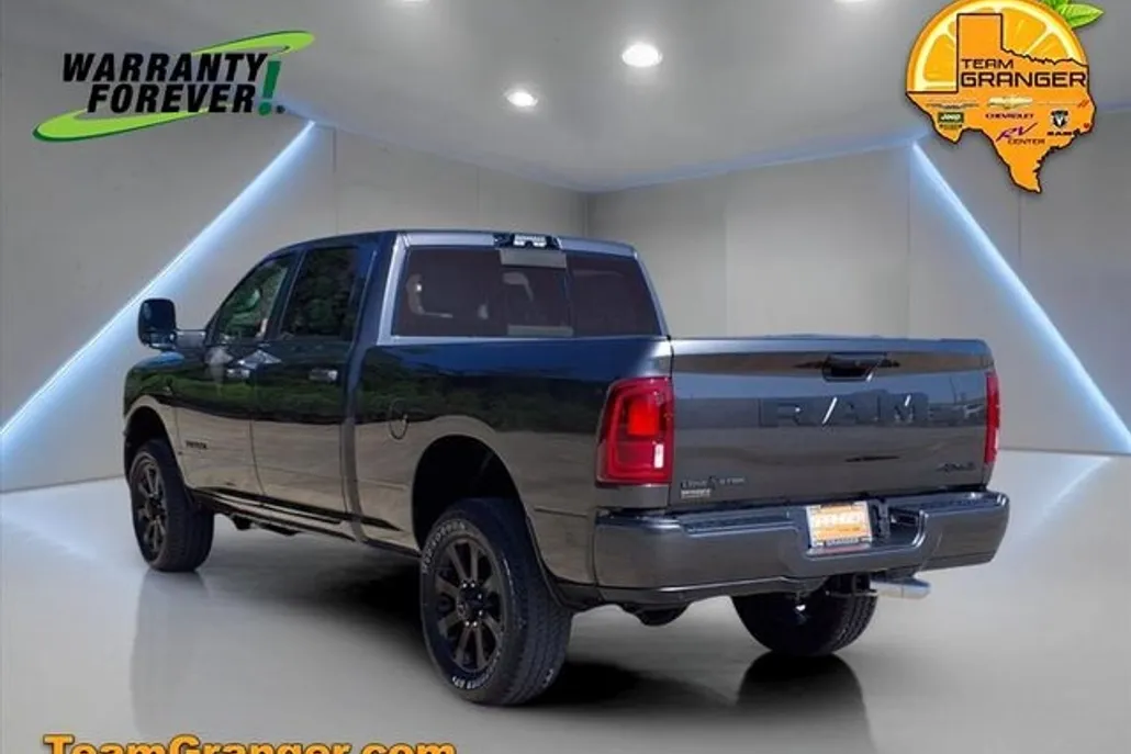 2025 Ram 2500 Big Horn photo 1