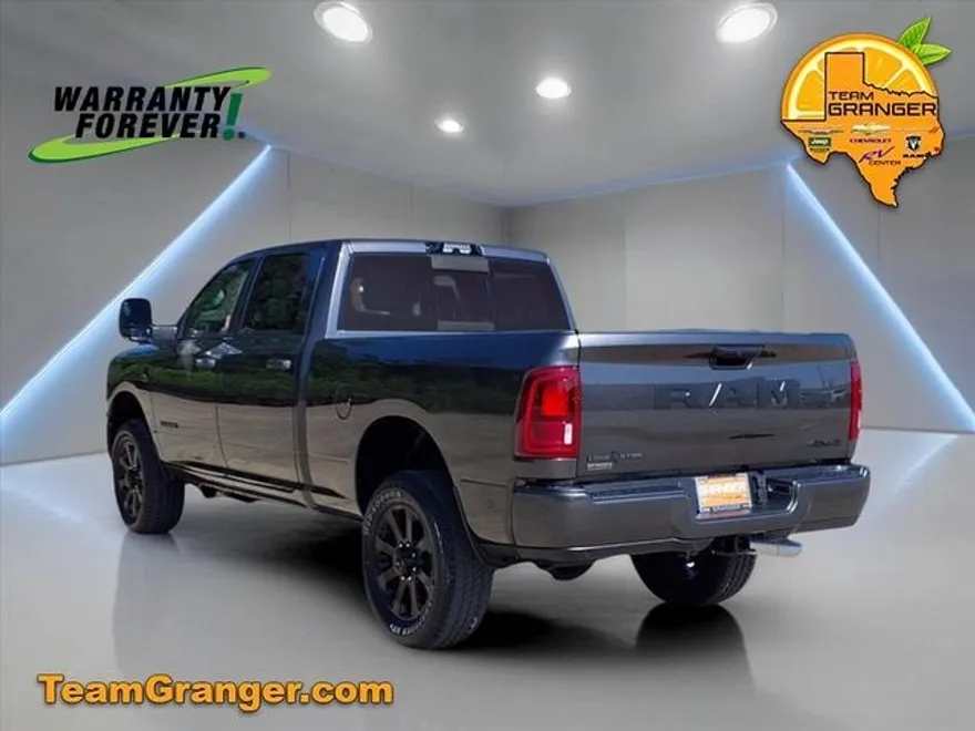 2025 Ram 2500 Big Horn photo 1