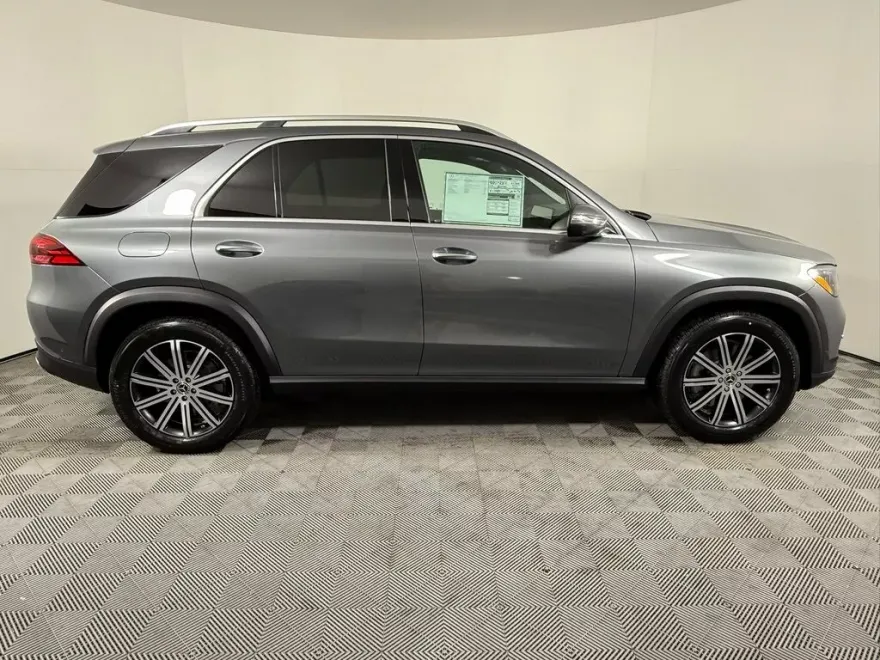 2025 Mercedes Benz GLE 450e 4MATIC photo 1