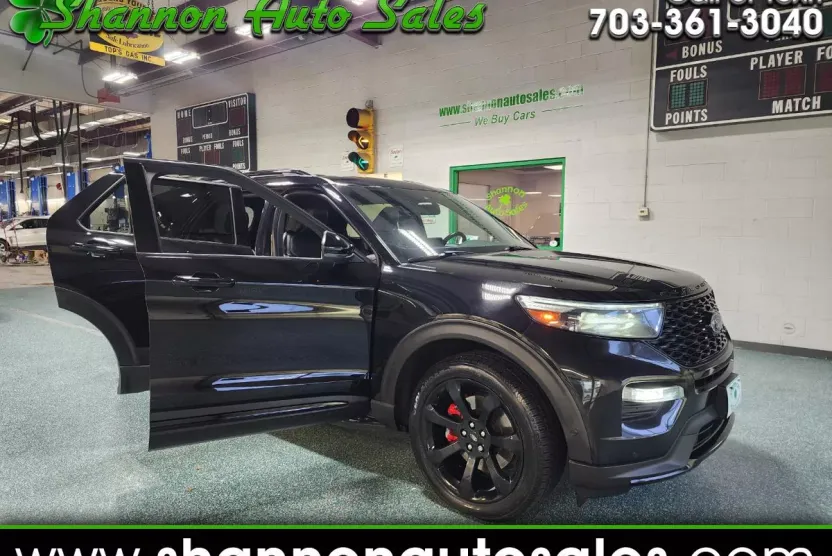 2020 Ford Explorer ST photo 1
