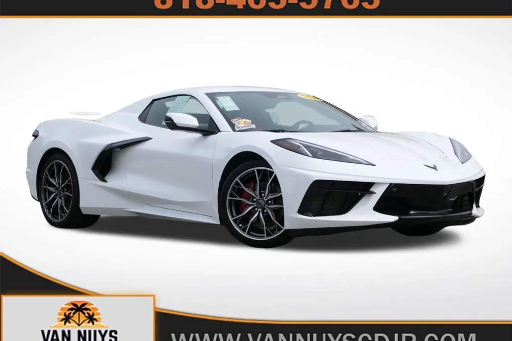 2024 Chevrolet Corvette Stingray 2LT photo 1