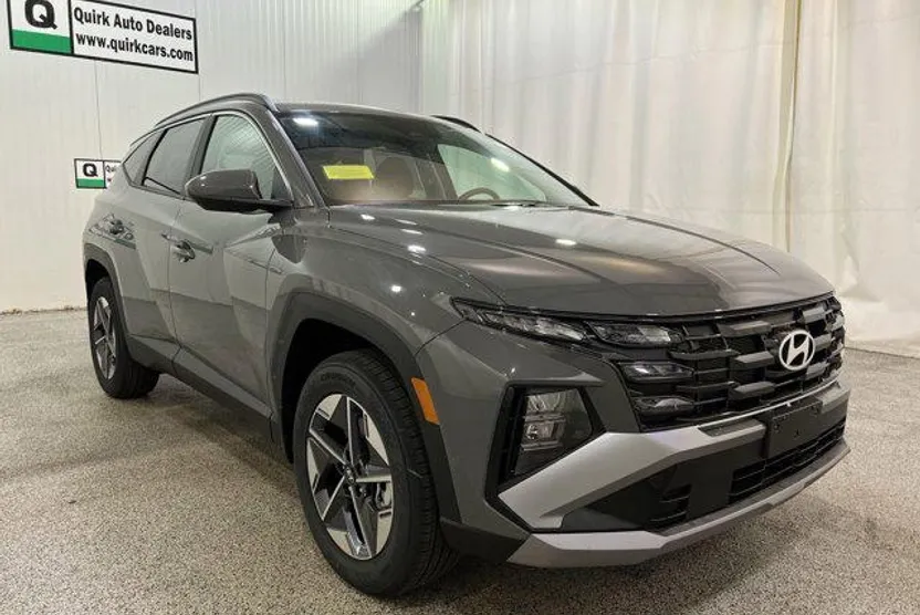 2025 Hyundai Tucson SEL photo 1