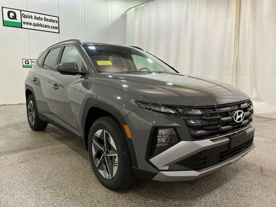 2025 Hyundai Tucson SEL photo 1