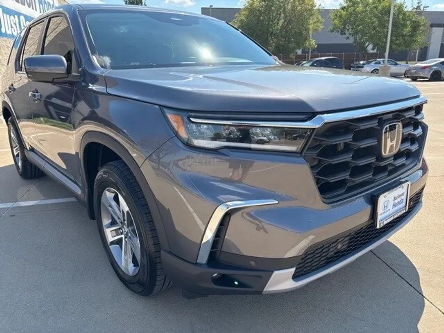 2025 Honda Pilot EX-L photo 1