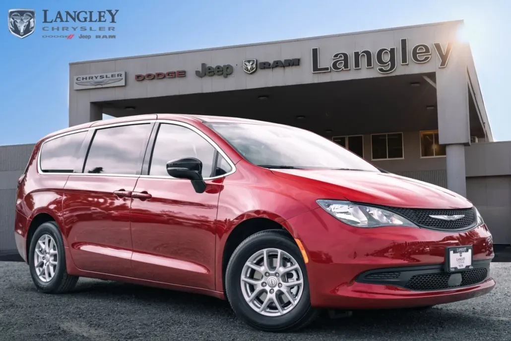 2026 Chrysler Grand Caravan SXT photo 1
