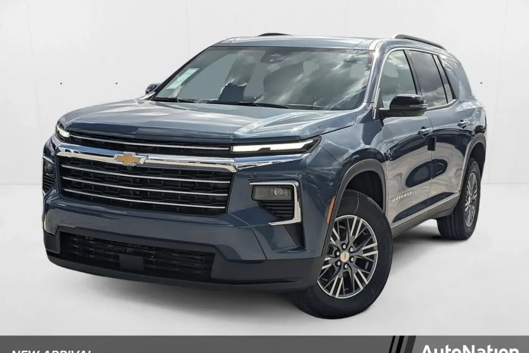 2025 Chevrolet Traverse photo 1