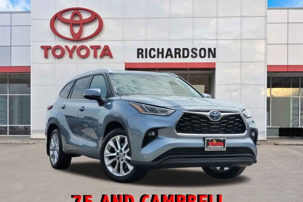 2024 Toyota Highlander Hybrid Limited photo 1