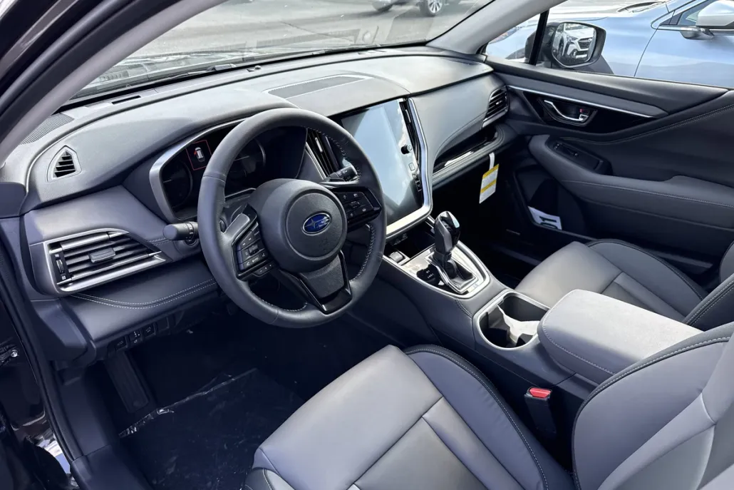 2025 Subaru Outback Onyx Edition photo 1