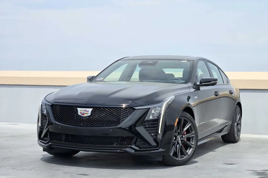 2026 Cadillac CT5 V photo 1