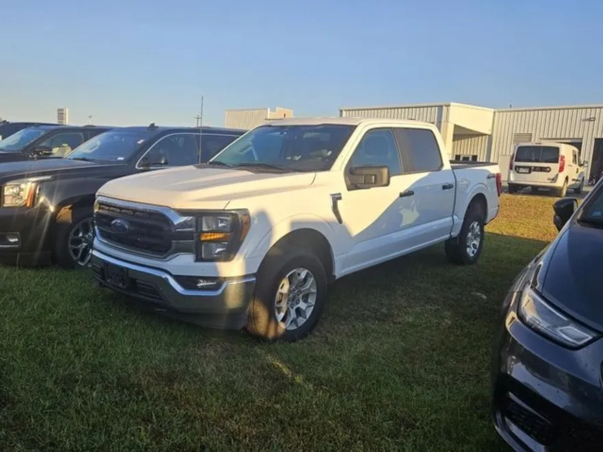 2023 Ford F-150 XLT photo 1