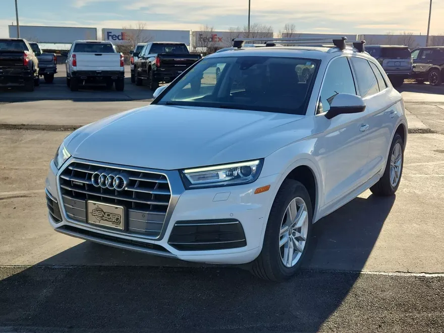 2020 Audi Q5 45 Premium photo 1