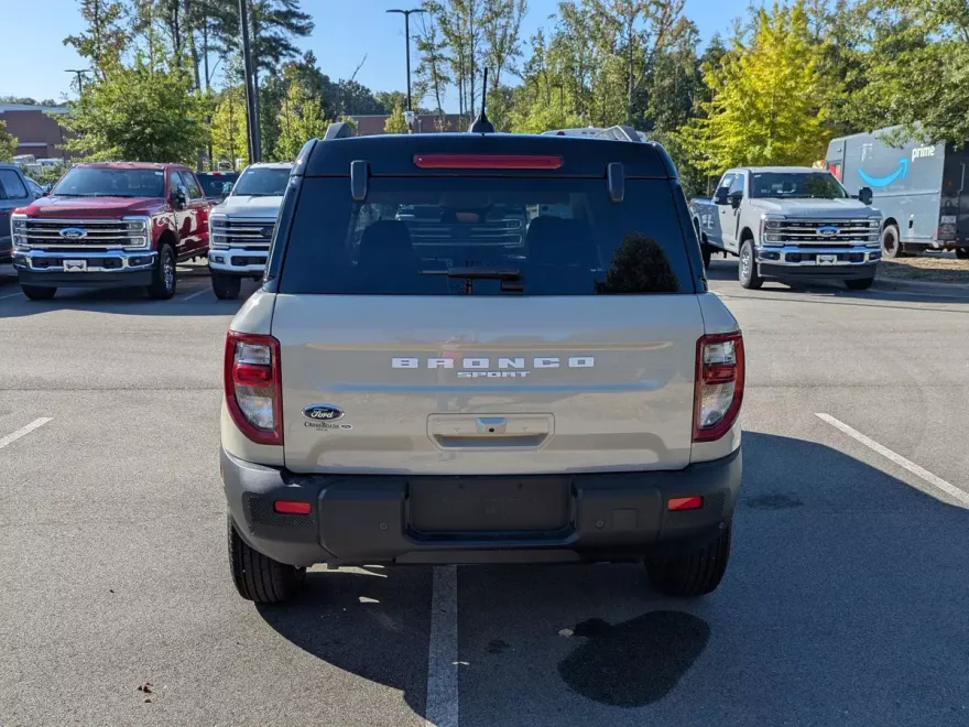 2025 Ford Bronco Sport Outer Banks photo 1