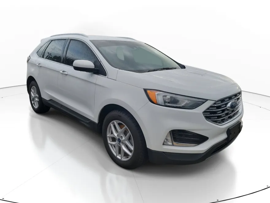 2021 Ford Edge SEL photo 1