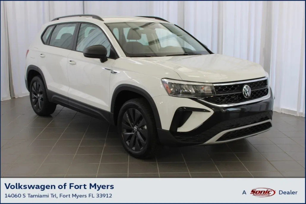 2024 Volkswagen Taos S photo 1